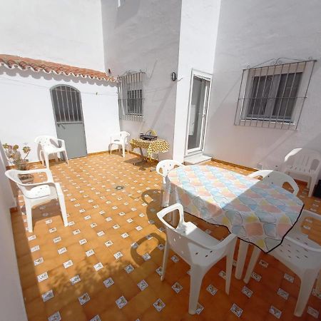 Casa Con Patio En El Centro De La Ciudad Villa Chiclana de la Frontera Esterno foto