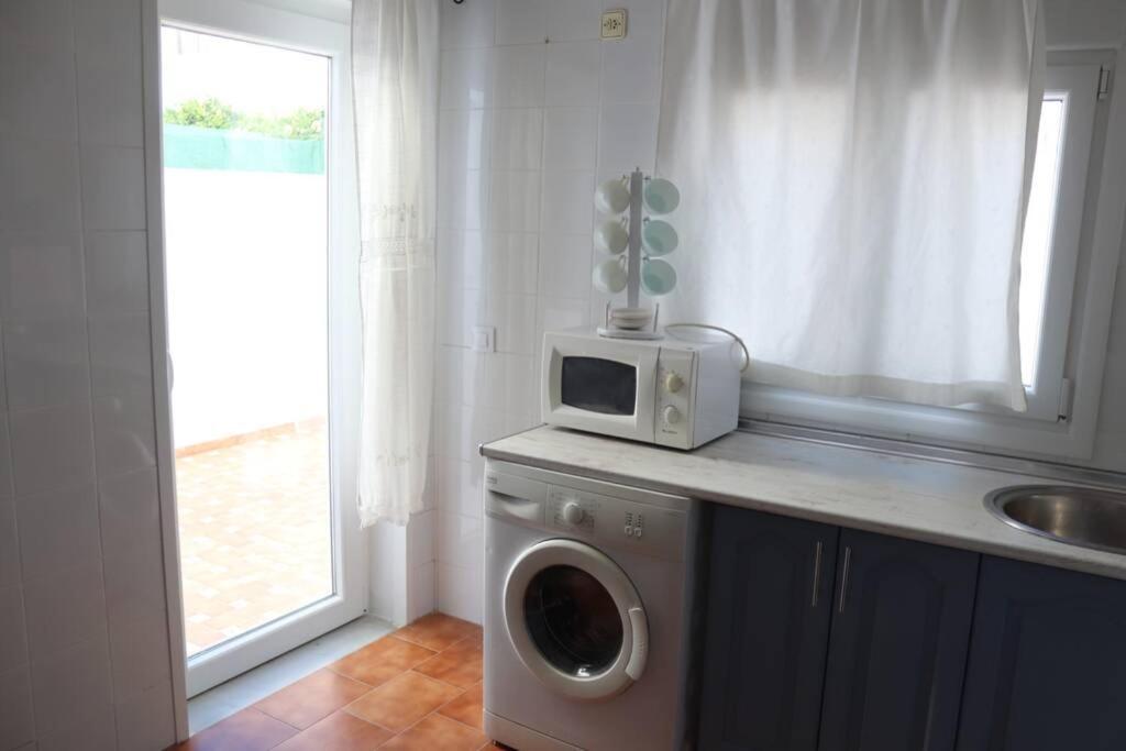 Casa Con Patio En El Centro De La Ciudad Villa Chiclana de la Frontera Esterno foto